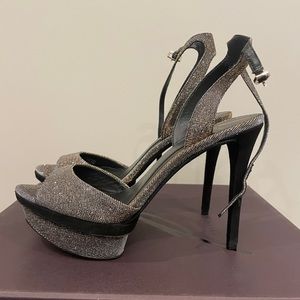 Brian Atwood fatal platform sandal in glitter silver size 7, BRAND NEW IN BOX